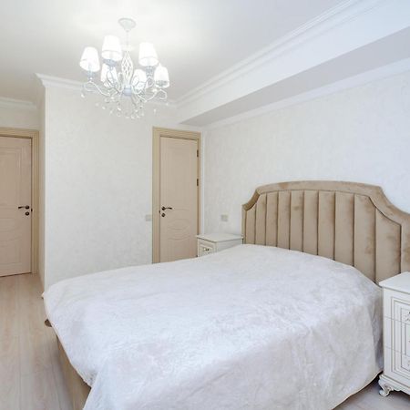 5A Beautiful Apartment In The Center Of The Capital Photo Original Yerevan Luaran gambar