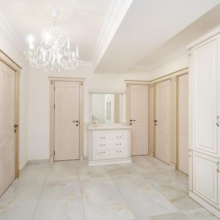 5A Beautiful Apartment In The Center Of The Capital Photo Original Yerevan Luaran gambar