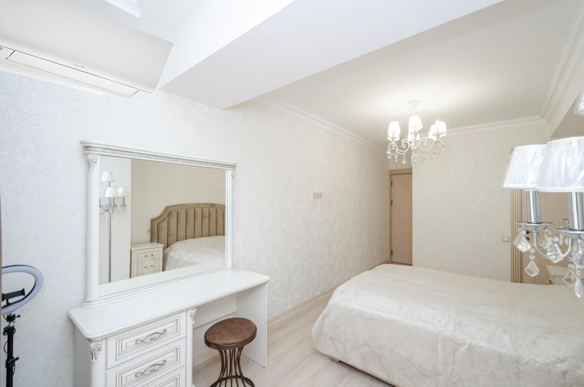 5A Beautiful Apartment In The Center Of The Capital Photo Original Yerevan Luaran gambar